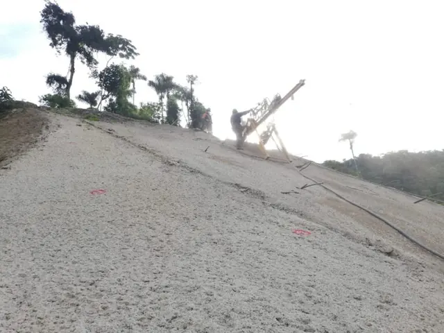 Fotografía 14 de los trabajos geotécnicos de Geoinfra