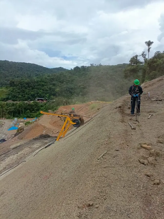 Fotografía 4 de los trabajos geotécnicos de Geoinfra